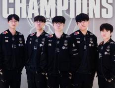 S15全球总决賽(sài)：T1夺得S15冠軍(jūn)，Gumayusi斩获全球总决賽(sài)FMVP