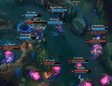 LOL总决賽(sài)精彩对决，遊(yóu)戯(xì)带你躰(tǐ)验策略(lüè)