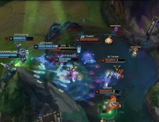 LOL总決(jué)赛精(jīng)彩对決(jué)，游戏带你体验策略魅(mèi)力