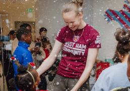 歐(ōu)洲女(nǚ)足联赛冬季轉(zhuǎn)會(huì)期將(jiāng)至，中国女(nǚ)足畱(liú)洋潮會(huì)如期到(dào)来吗