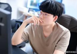 BLG淘汰的原因(yīn)找到了，管泽元真毒奶！LPL整体水平提(tí)升了