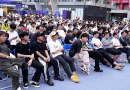 大灣(wān)區(qū)电竞迷再聚万江(jiāng)，LOL峡谷传奇观赛派對(duì)落幕