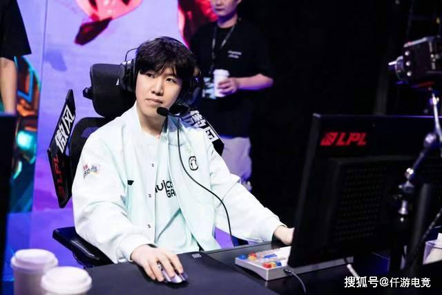 LOL:TheShy透露退役(yì)时间,想跟Rookie打到退役(yì)