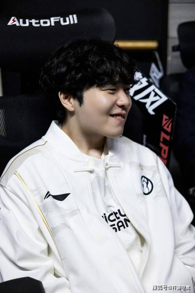 LOL:TheShy透露退役(yì)时间,想跟Rookie打到退役(yì)