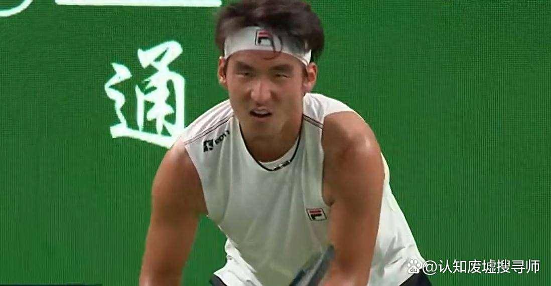 中国小將(jiāng)布云朝(cháo)克特大(dà)師(shī)賽(sài)再突破(pò)!以下克上点燃上海賽(sài)场