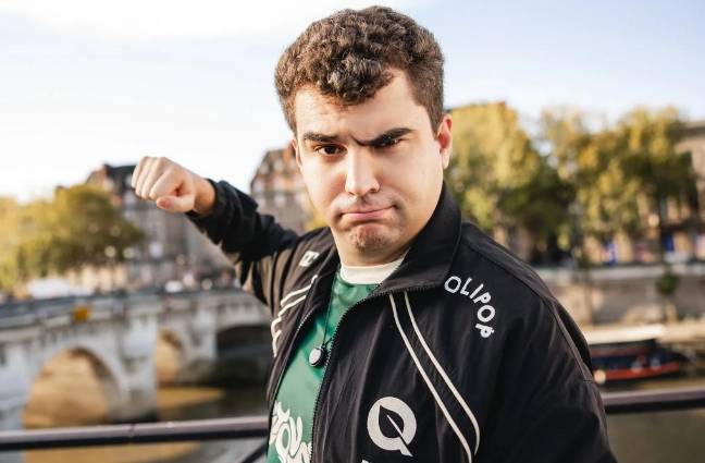 【一竞技1JingJi】LOL:S15首位被(bèi)拳头制(zhì)裁(cái)的选手诞生