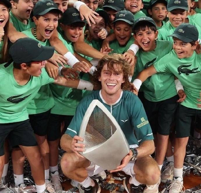 现役ATP冠軍(jūn)榜单：德约百冠稳居榜首(shǒu)！