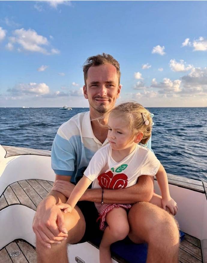 现役ATP冠軍(jūn)榜单：德约百冠稳居榜首(shǒu)！