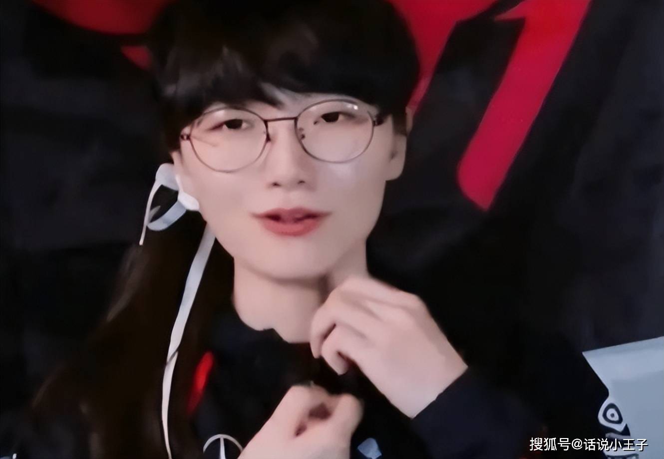 蹭Faker流量遭到反噬,莎赫儿被邀请成为IG線(xiàn)下(xià)观赛嘉宾