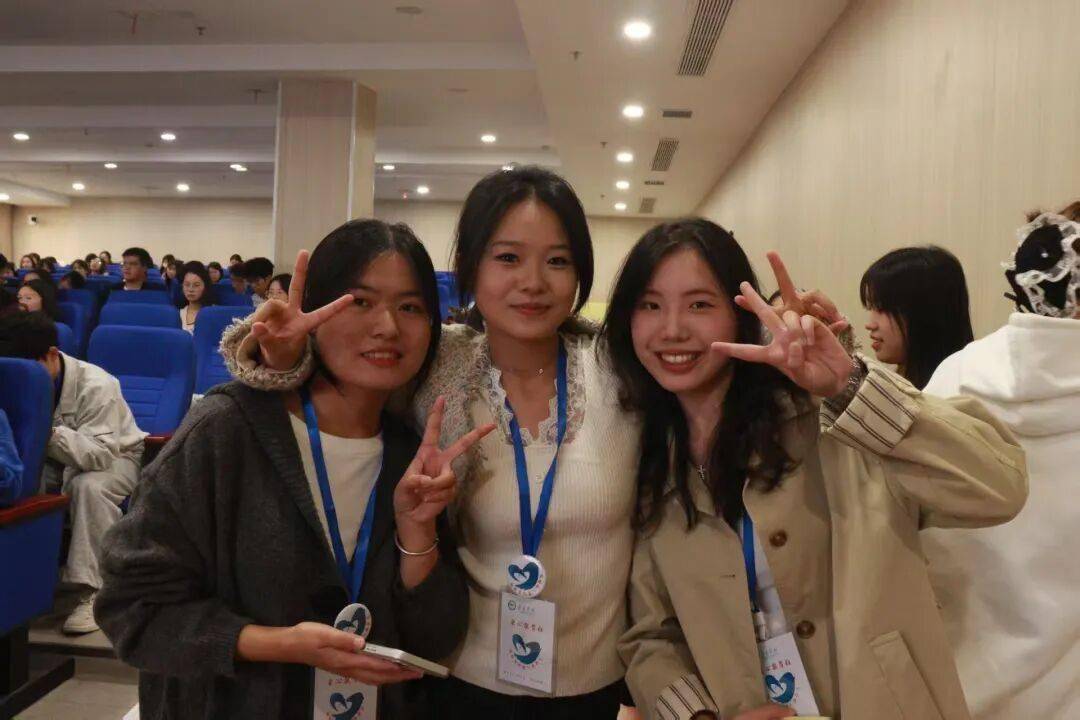 見(jiàn)面会精彩集锦新鲜出爐(lú)！