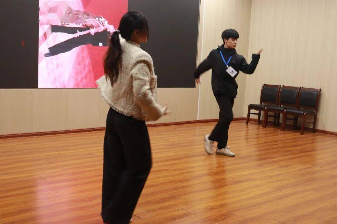 見(jiàn)面会精彩集锦新鲜出爐(lú)！