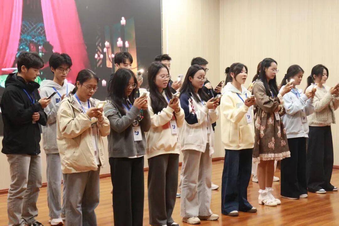 見(jiàn)面会精彩集锦新鲜出爐(lú)！