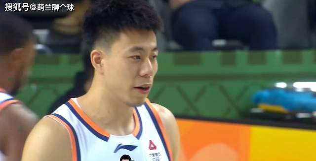 寒心！本(běn)以为来当大腿，结果首败后被教练点名成背鍋(guō)侠，回辽篮吧