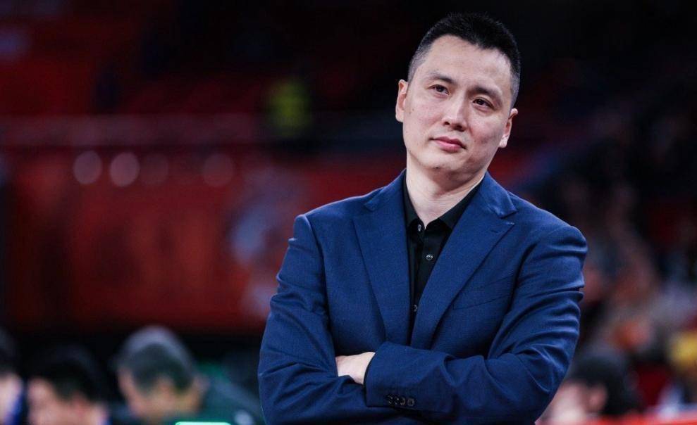 寒心!原以爲(wèi)來(lái)当大(dà)腿,结果首败后被教练点名沦爲(wèi)背锅侠,回辽篮吧