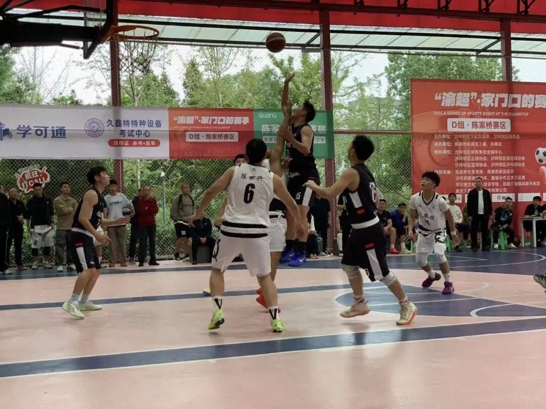 定(dìng)格精(jīng)彩(cǎi)！“渝超”·家门口(kǒu)赛事超燃集锦！