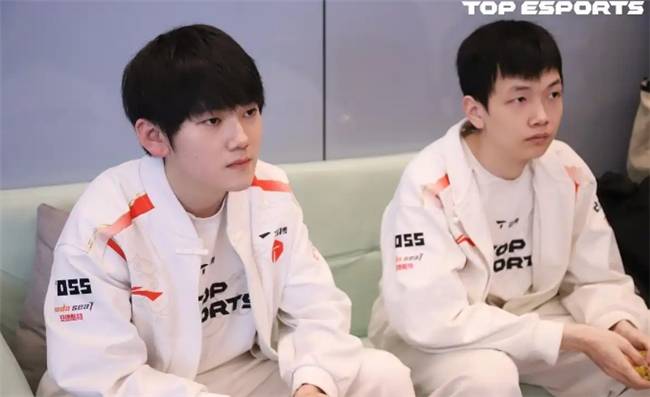 【一競(jìng)技1JingJi】LOL:Kanavi离谱发揮(huī) TES面對(duì)LCK比赛全被零封!