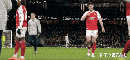 英超:阿森纳2-0布伦特福德(dé)5分(fēn)领跑 梅里諾(nuò)傳(chuán)射萨卡(kǎ)补刀 赖斯伤退