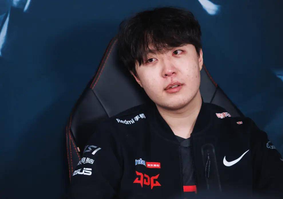 我還(hái)想留在LPL打职业！Kanavi公开发言遭群嘲：LPL谁還(hái)敢要你？