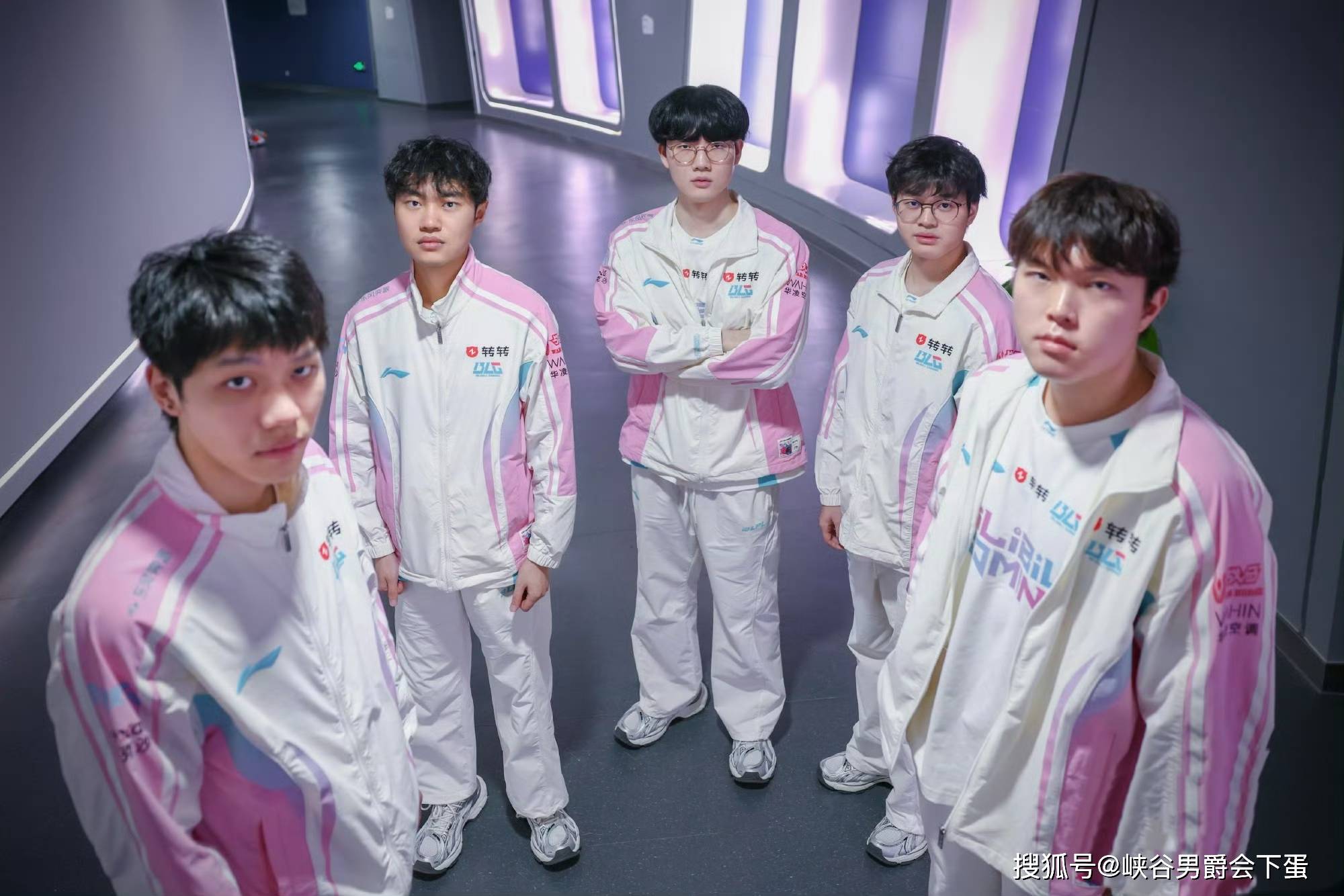 继“朱开谈亚运会LOL阵容：会以BLG为班底，阿水大概率不上”后，LPL传来两個(gè)好消息，“韩国放弃Kkoma”和“三個(gè)国家退出(chū)亚运会LOL项目”